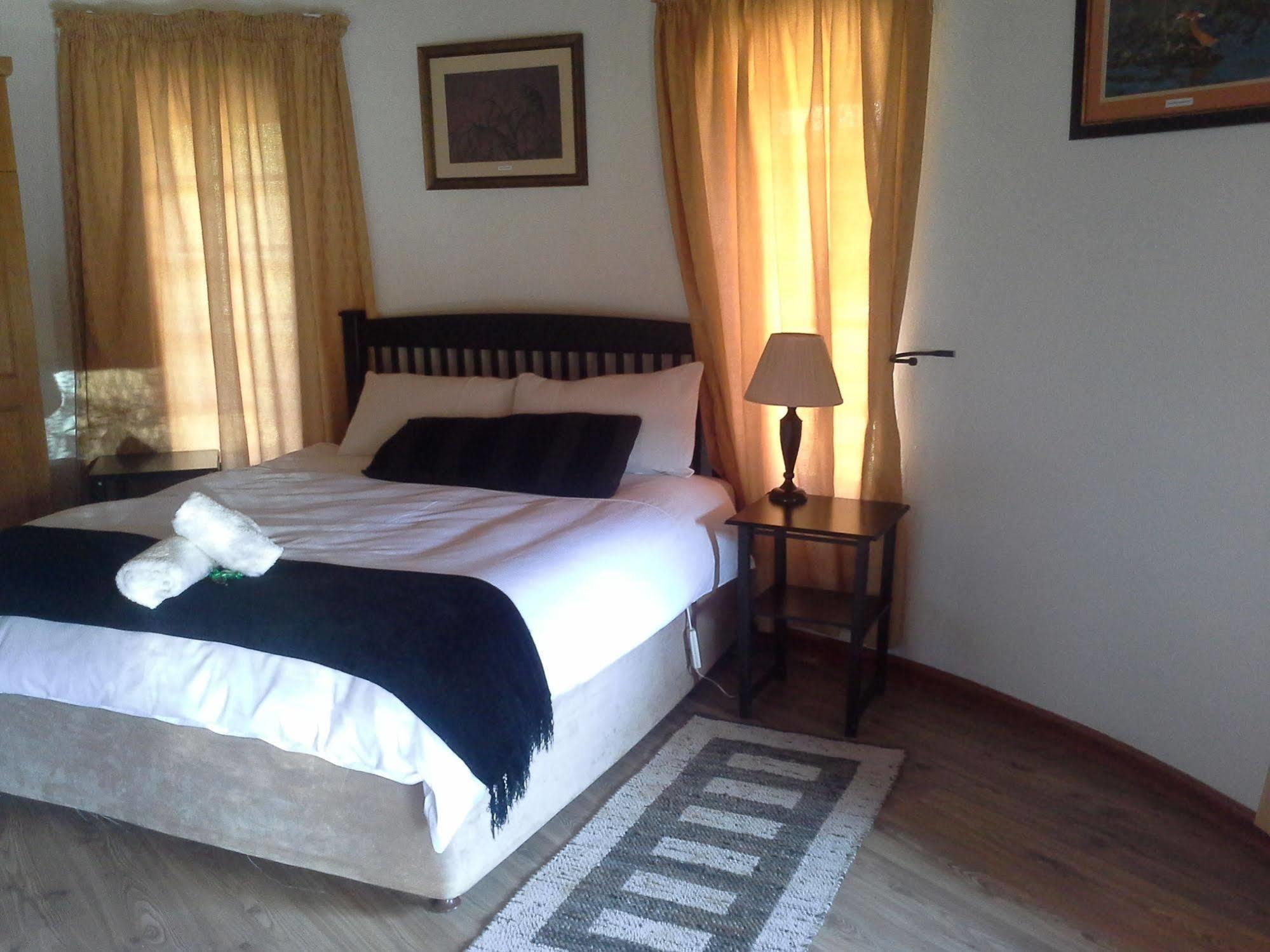 Bird Haven Guesthouse Hlotse Exterior photo